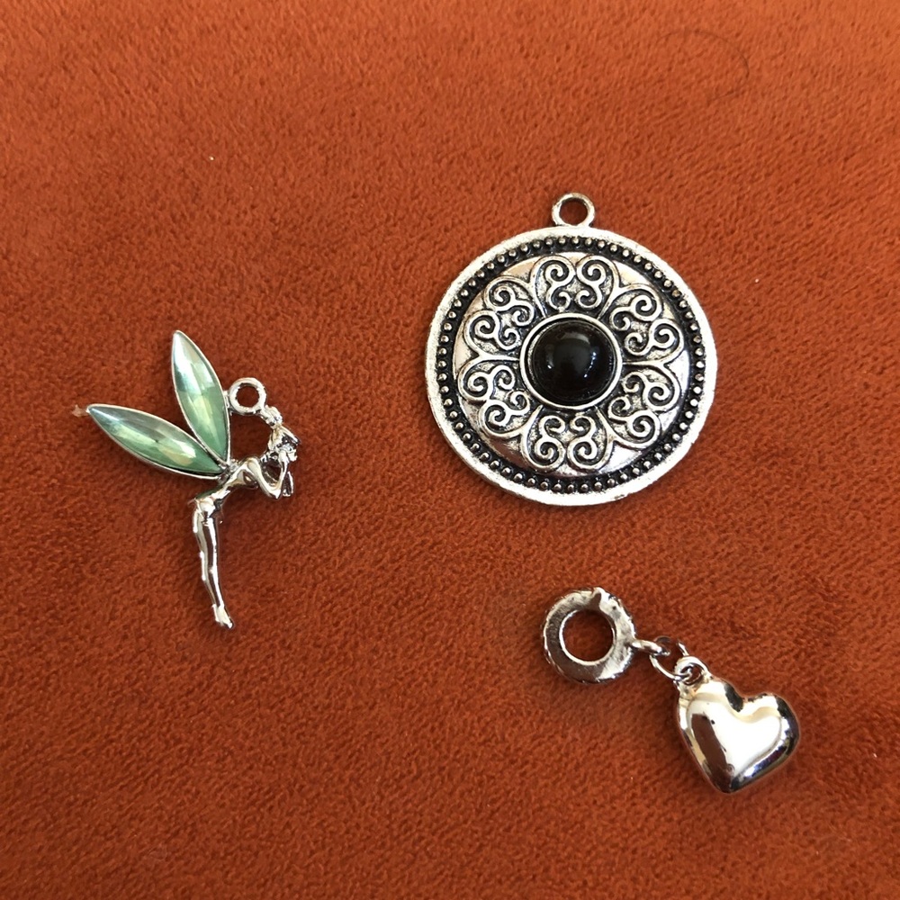 Charm bundle 3 pieces